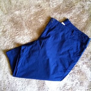 Avenue Capris Chinos